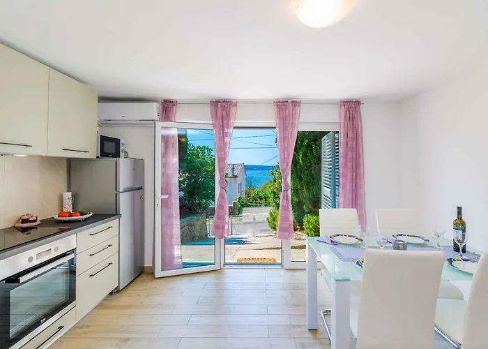 In 39512 Apartment Dramalj